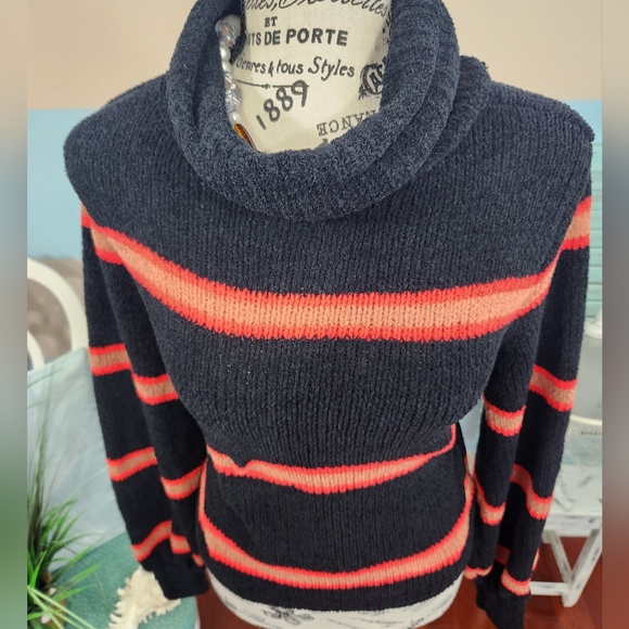 Wild Fable Long Sleeve Striped Cowl Neck Sweater - Picture 4 of 8